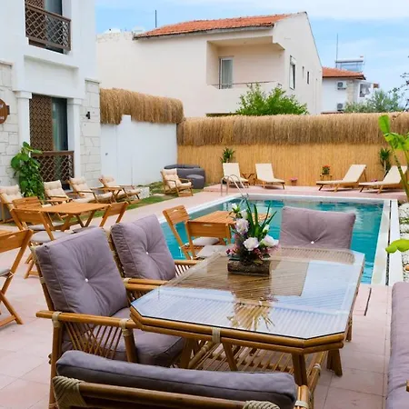 Wind Of Alacati Adult Only 13 Otel Çeşme